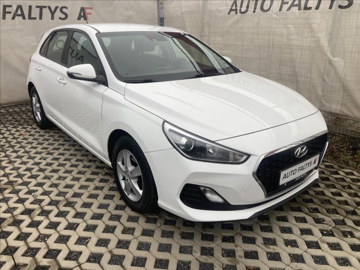 Hyundai i30 1,6 CRDi Style V zruce do 08/2025