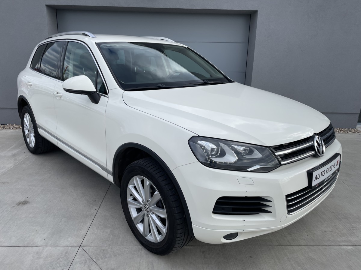 Volkswagen Touareg 3,0 TDI V6 180 KW 4MOTION  CZ