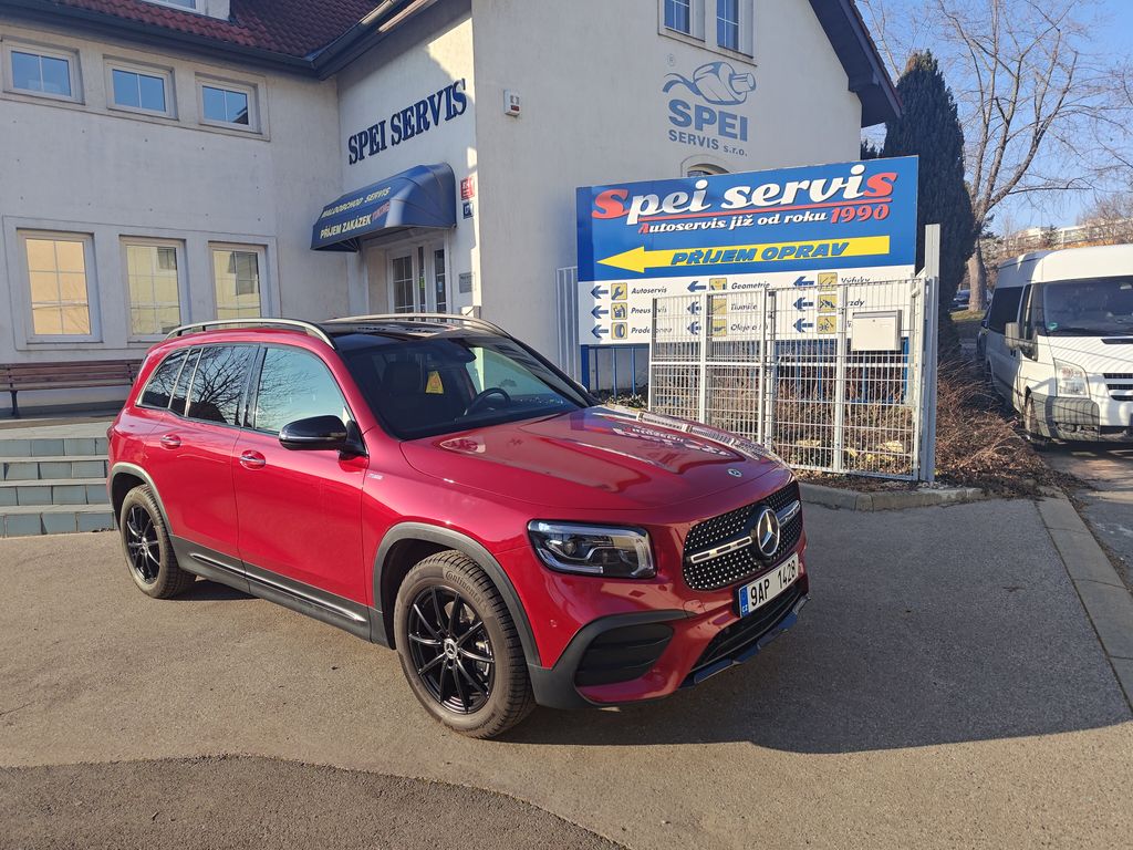 Mercedes-Benz GLB d 4MATIC