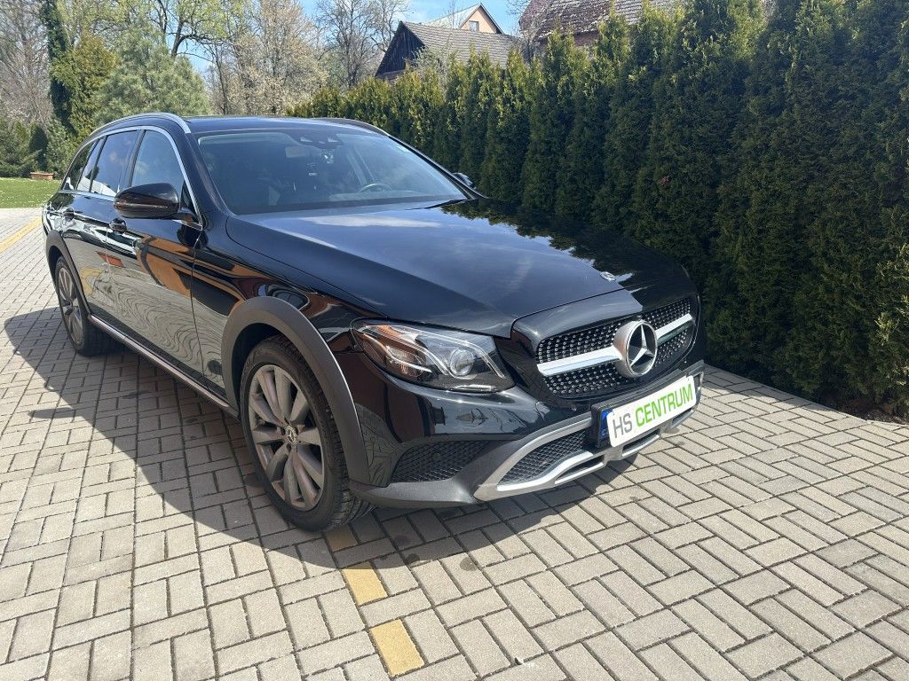 Mercedes-Benz Tdy E E 220d 4MATIC All-TerrainT