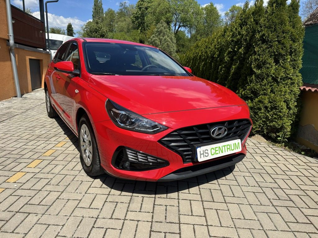 Hyundai i30 Hyundai i30 1.5i CVVT 80kW TOP