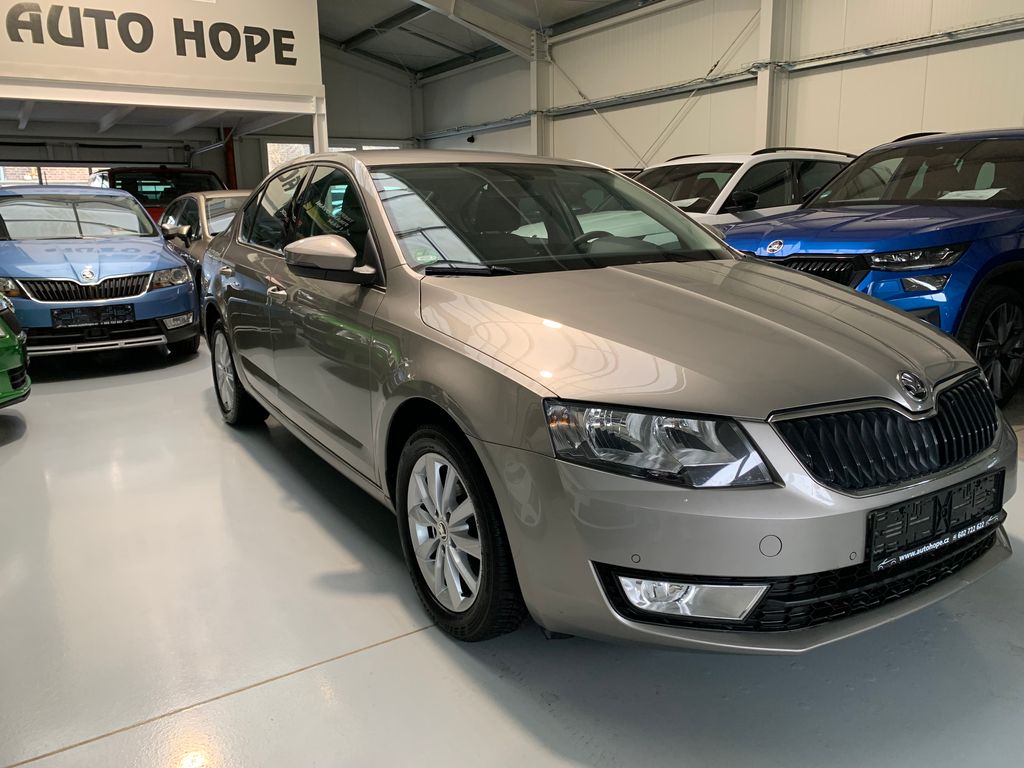 koda Octavia 1.4 TSI DSG Ambition