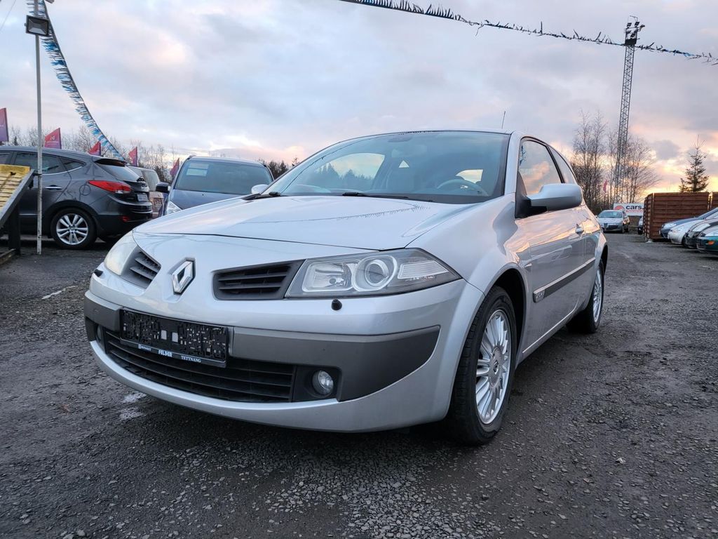 Renault Mgane 2.0i 16v coupe