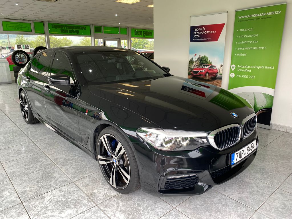 BMW ada 5 xDrive TOP STAV Mpaket