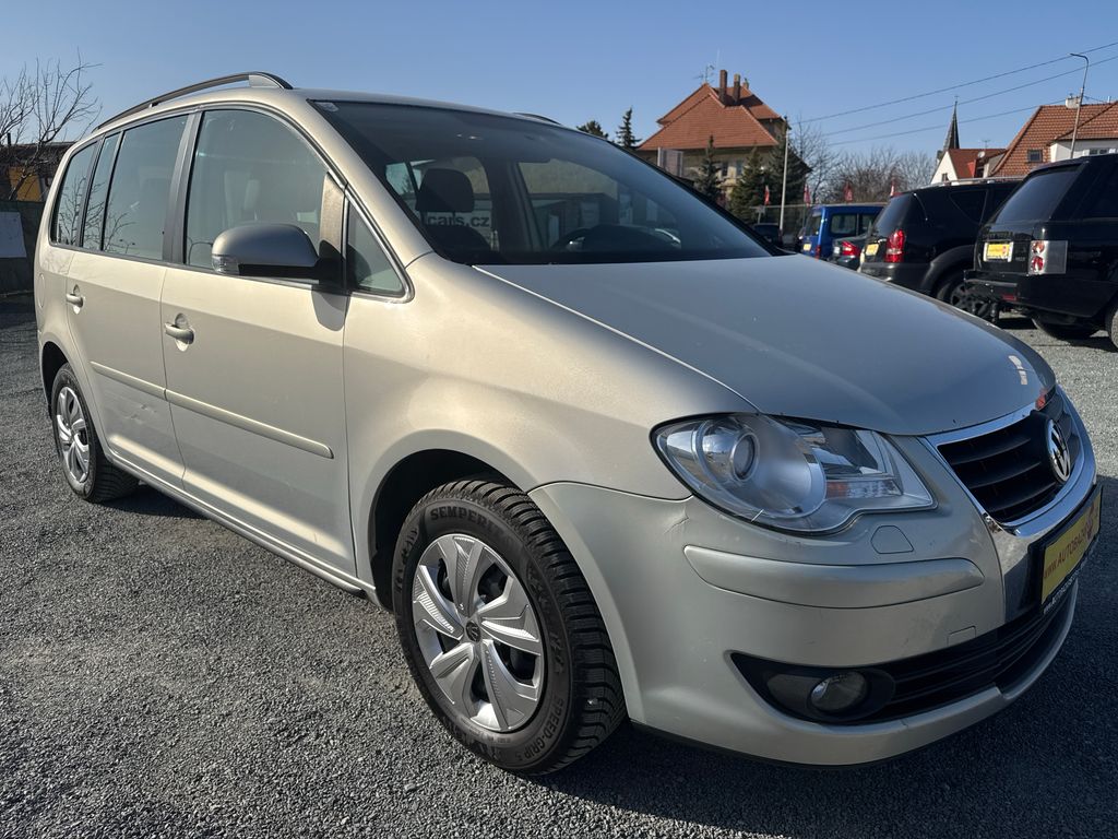Volkswagen Touran 1.9 TDI DSG 77 kW