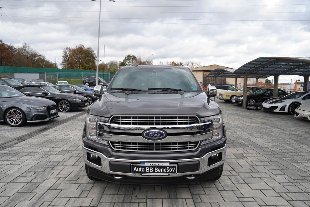 Ford F-150 5.0i V8 FX-4 Lariat 10AT