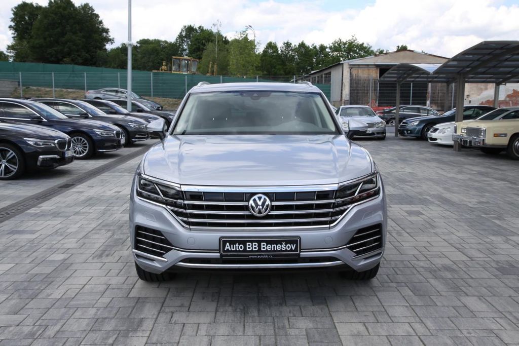 Volkswagen Touareg 3.0 TDI, 4M, R, 210 KW,Matrix