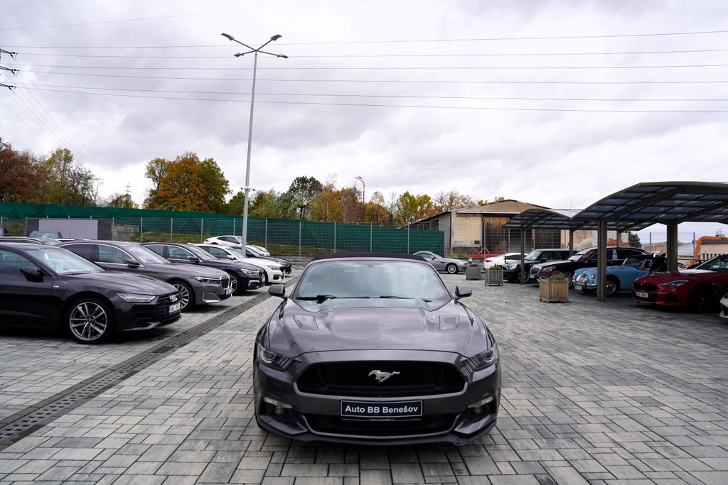 Ford Mustang GT 5.0 Premium KO motor !!!