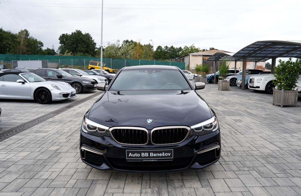 BMW ada 5 M550d xDrive/ M sport/R