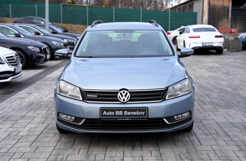 Volkswagen Passat 1.6 TDI kombi Trendline/105PS
