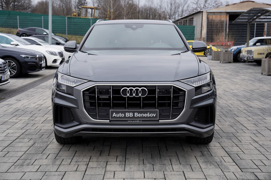 Audi Q8 50 TDI/Q/Matrix/21