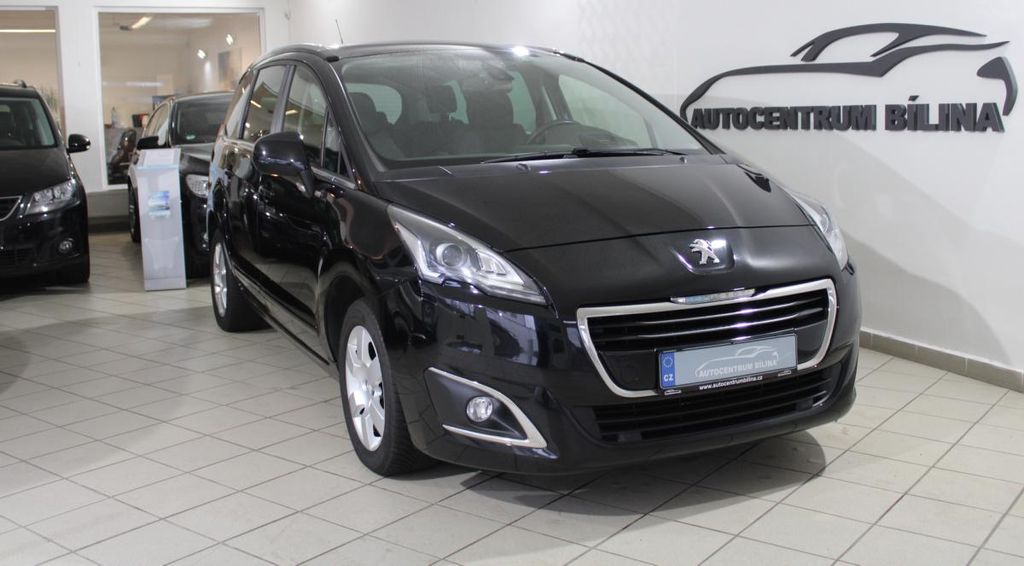 Peugeot 5008 2.0Hdi 110/kW,Style, Xenon,Nav