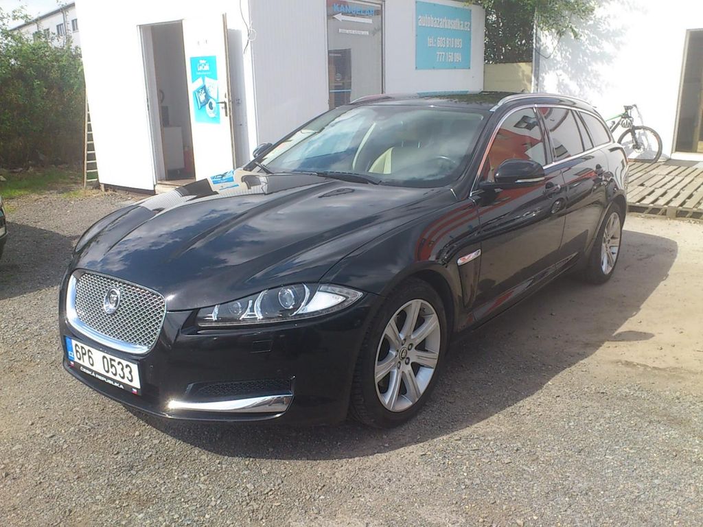 Jaguar XF 2,2d 147kw sportbrake