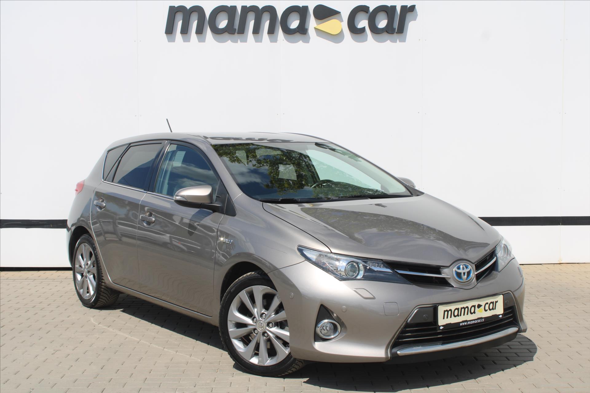 Toyota Auris 1.8i HYBRID STYLE R