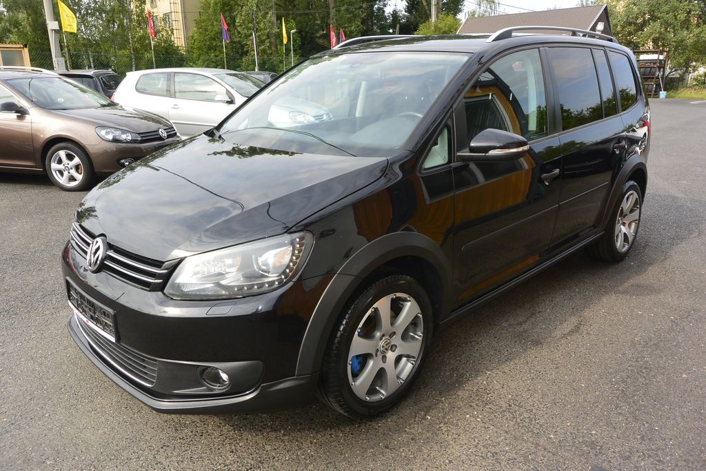 Volkswagen Touran 2.0TDi CROSS 125kW DSG