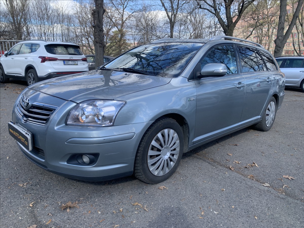 Toyota Avensis 2,2 D4-D 180 Premium