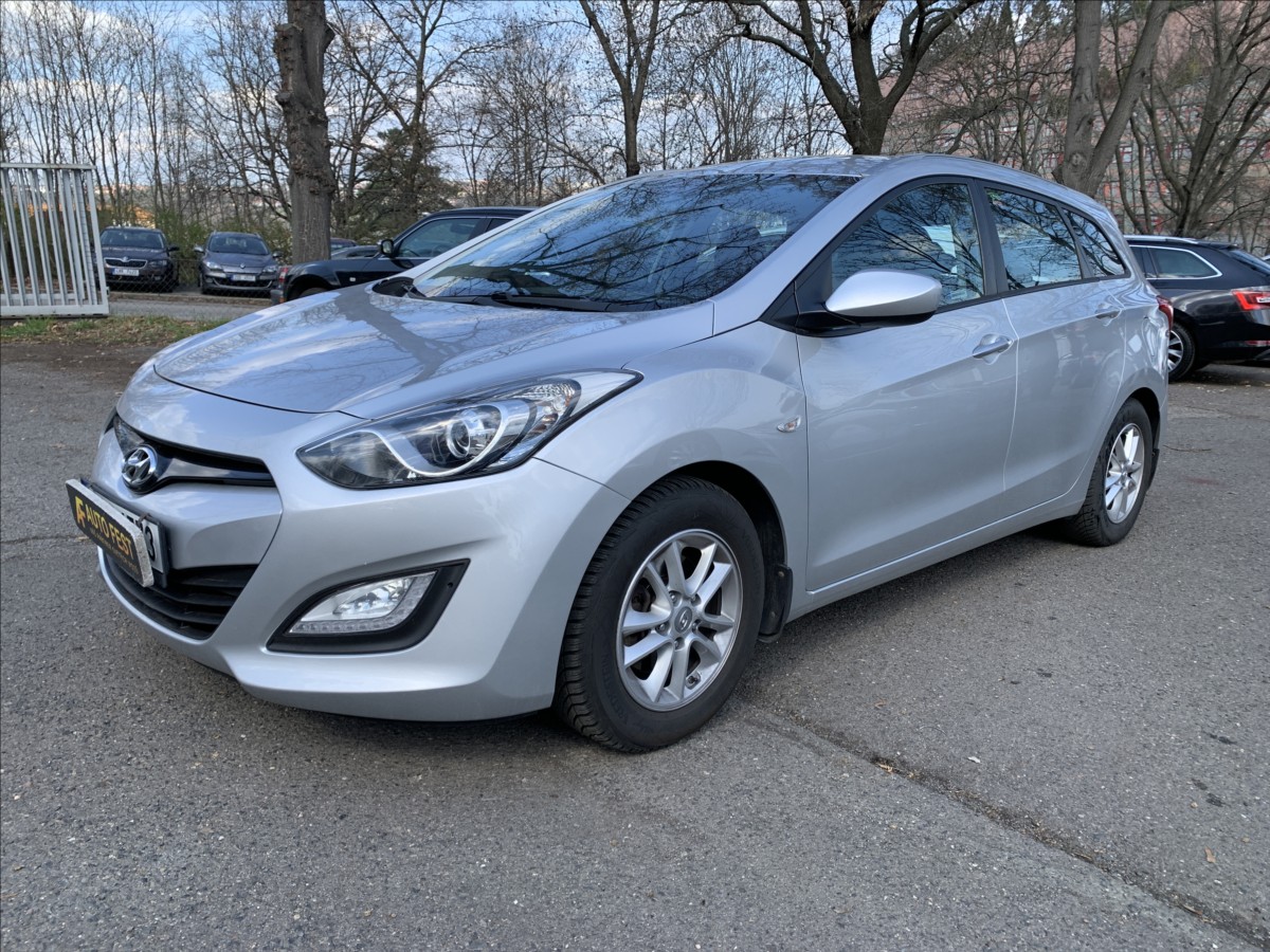 Hyundai i30 1,6 i CVVT Trikolor 1.MAJ.,R,