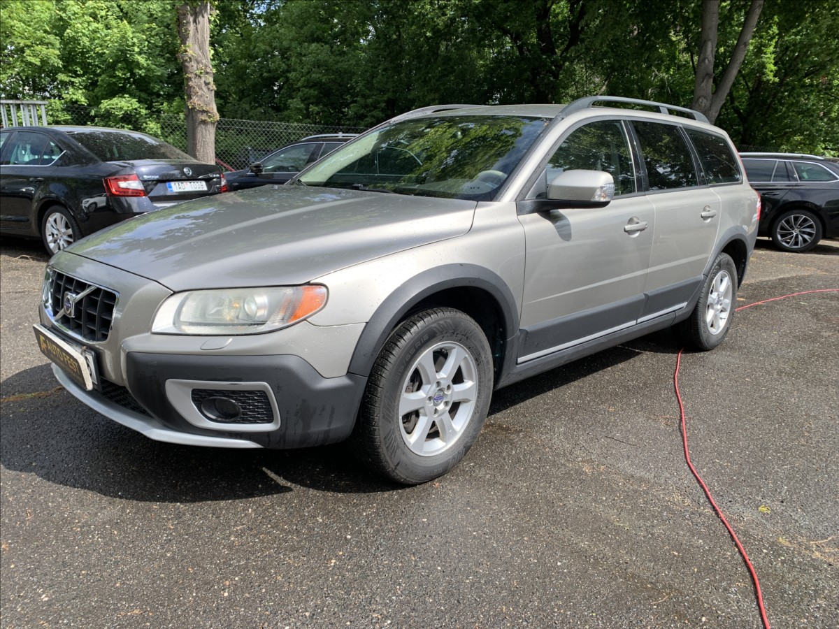 Volvo XC70 2,4 D5,RSERVISKA