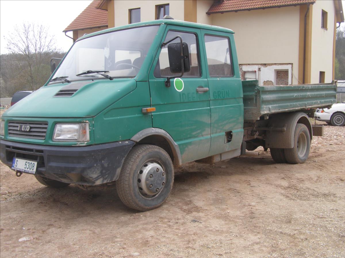 Iveco Daily 2,5   3stranny sklapec 7 mist