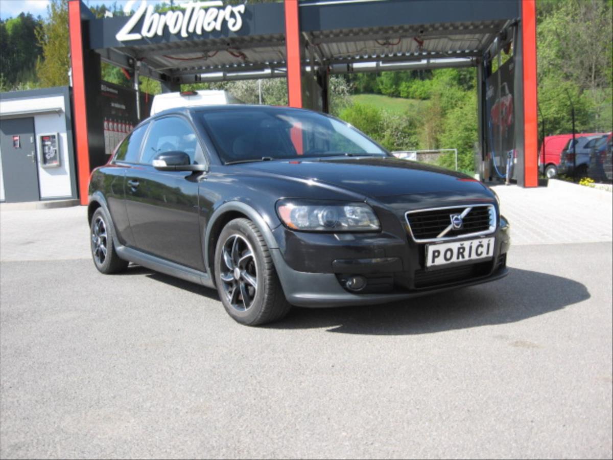 Volvo C30 2,0 D MOMENTUM