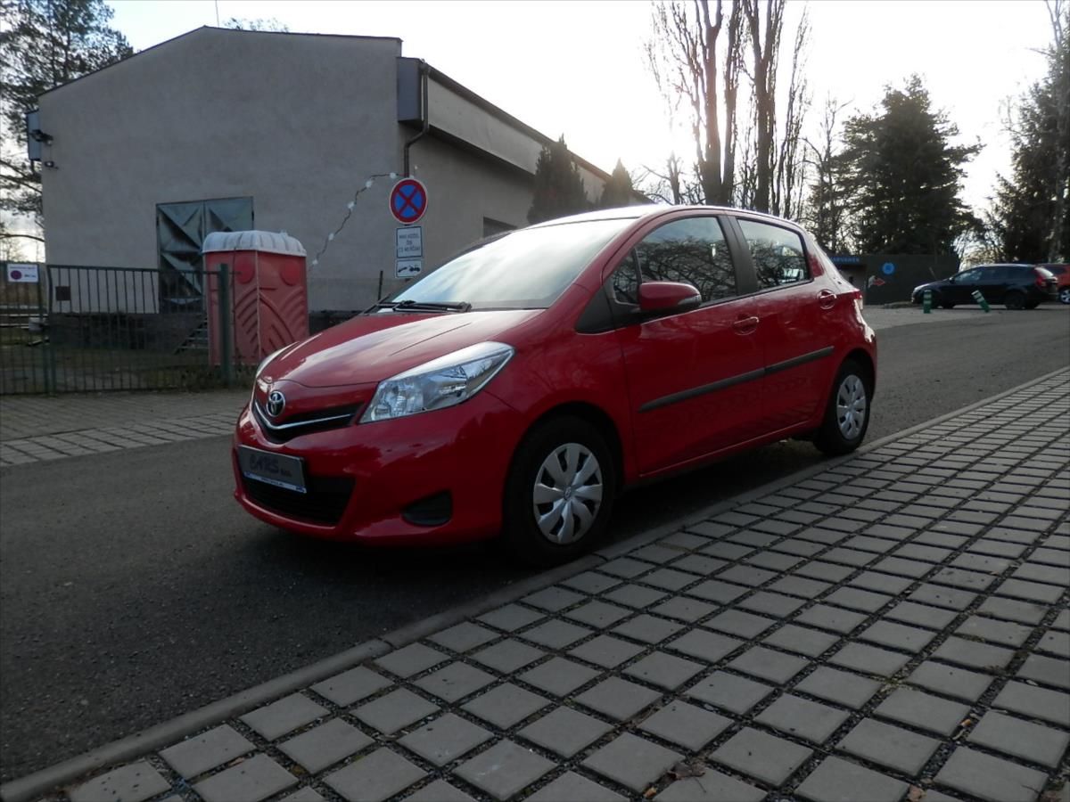 Toyota Yaris 1,0 VVT-i  Klima, 5Dv. Nov v R