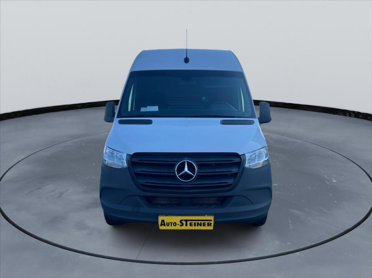 Mercedes-Benz Sprinter 2,2 215CDI 105kW