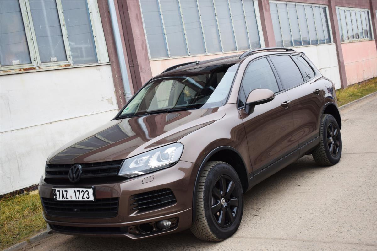 Volkswagen Touareg 3,0 TDI/WEBASTO/PRUINY/TAN/