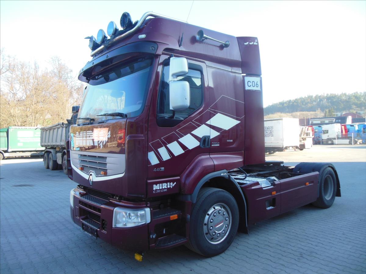 Renault  Premium 440.19 DXi