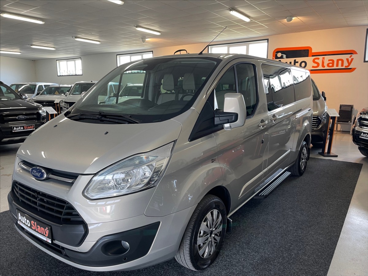 Ford Tourneo Custom 2013