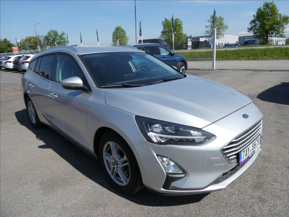 Ford Focus 1,5 TDCi 88kW Titanium,DPH,2xpneu