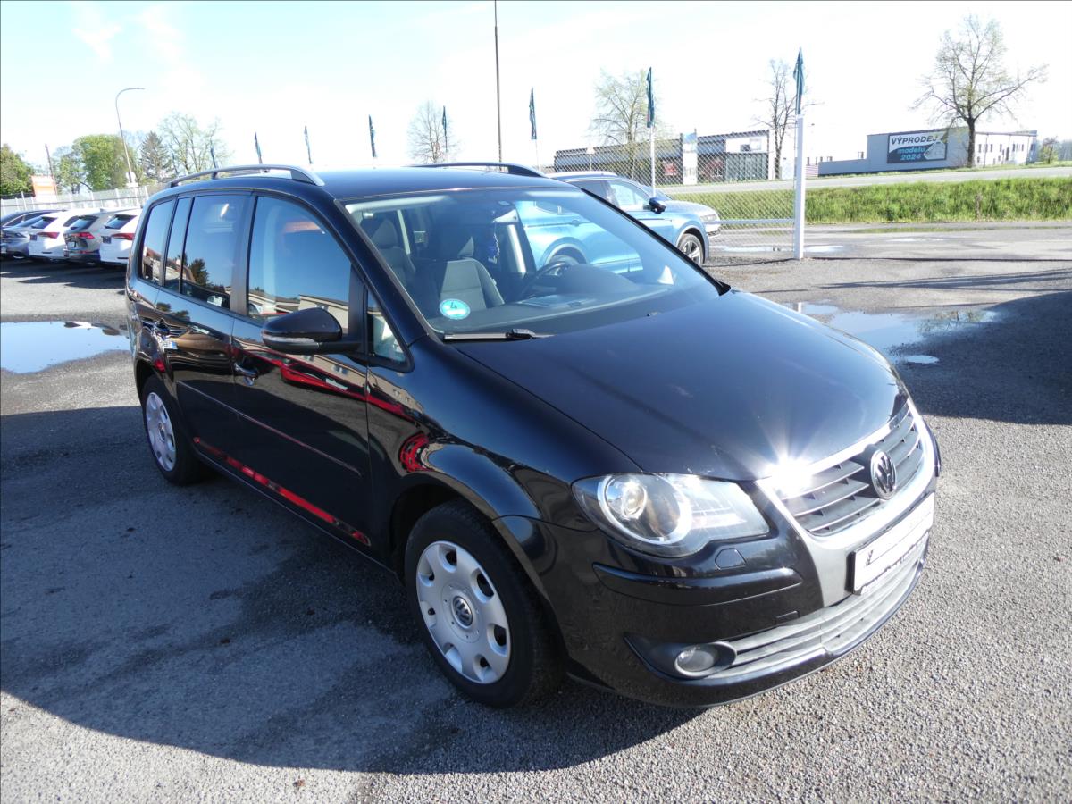 Volkswagen Touran 1,4 TSi 103kW po servise