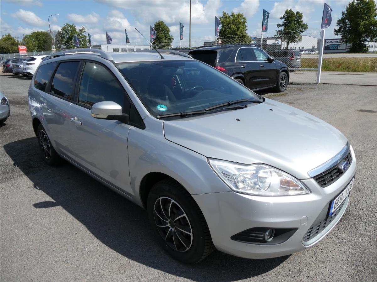 Ford Focus 1,6 i 16V klima