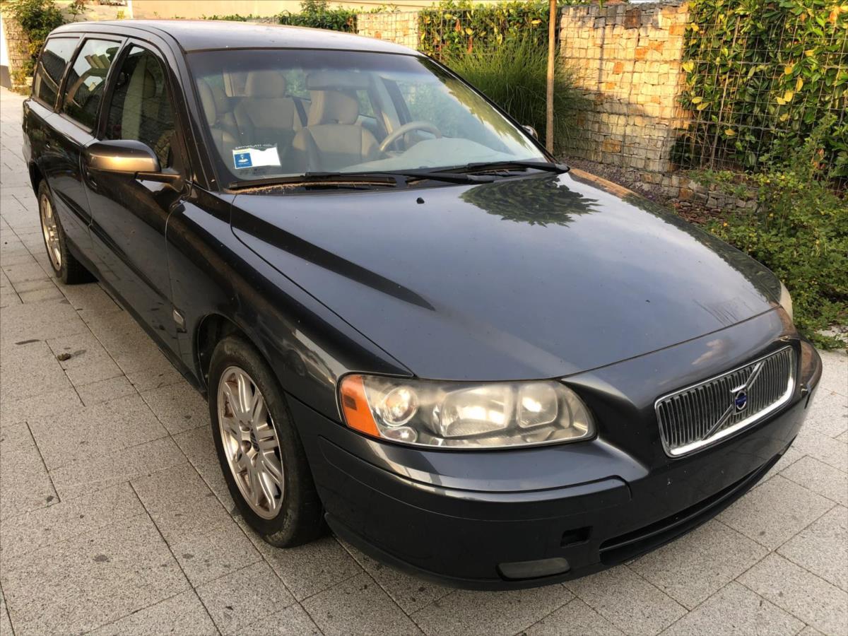 Volvo V70 2,4 manual