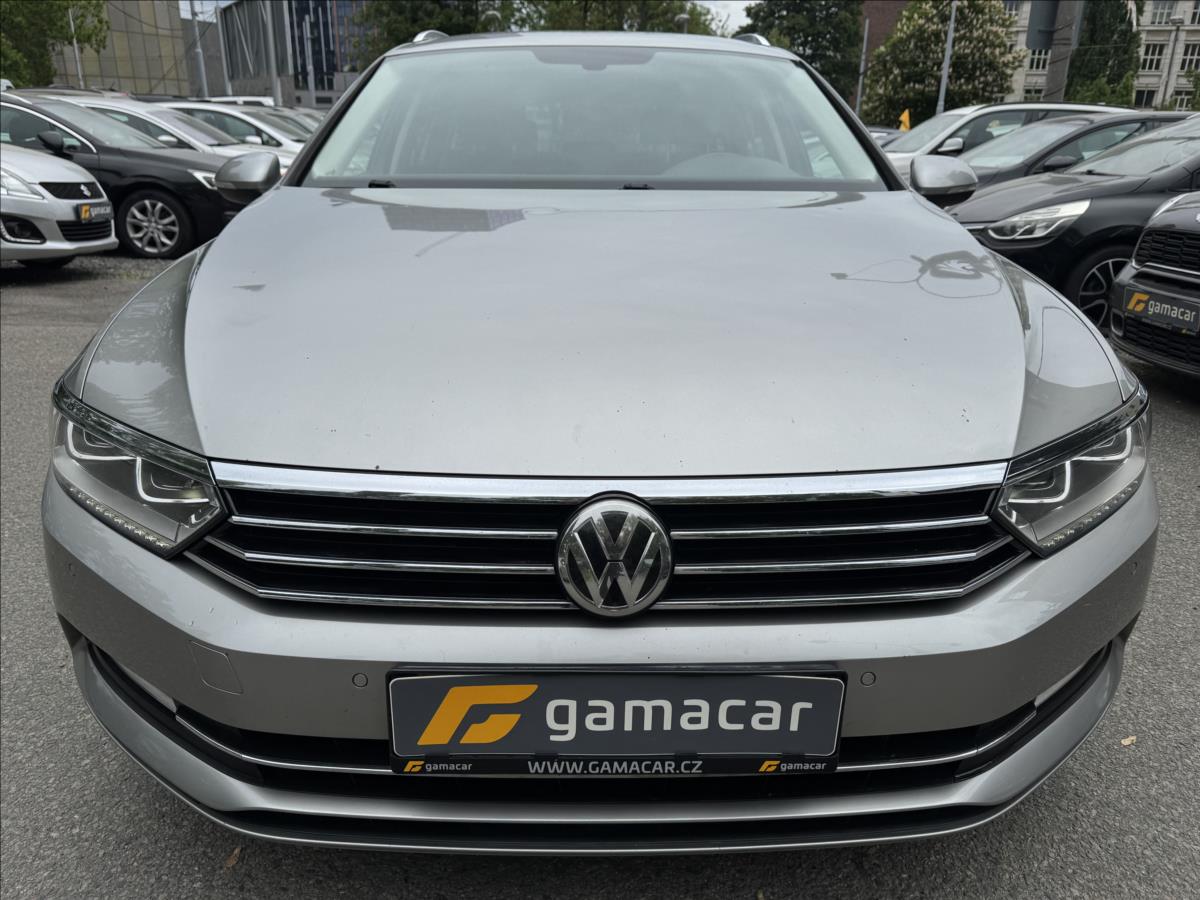 Volkswagen Passat 2,0 110kw+laiser+DSG !!