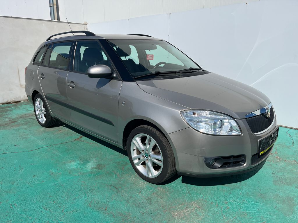 koda Fabia 1.6, 77kW, Automat, Tan