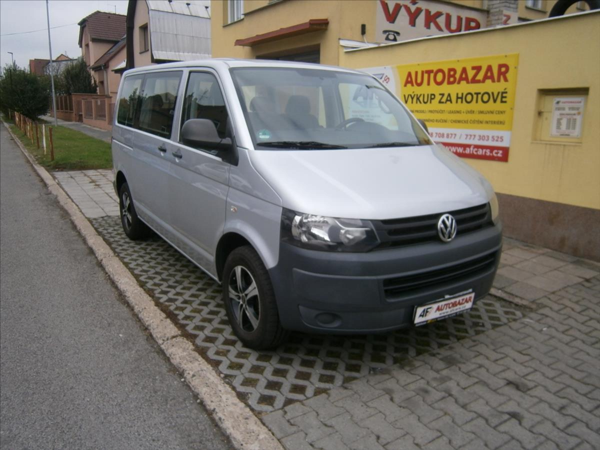 Volkswagen Caravelle 2,0 TDI KLIMA 9 MST