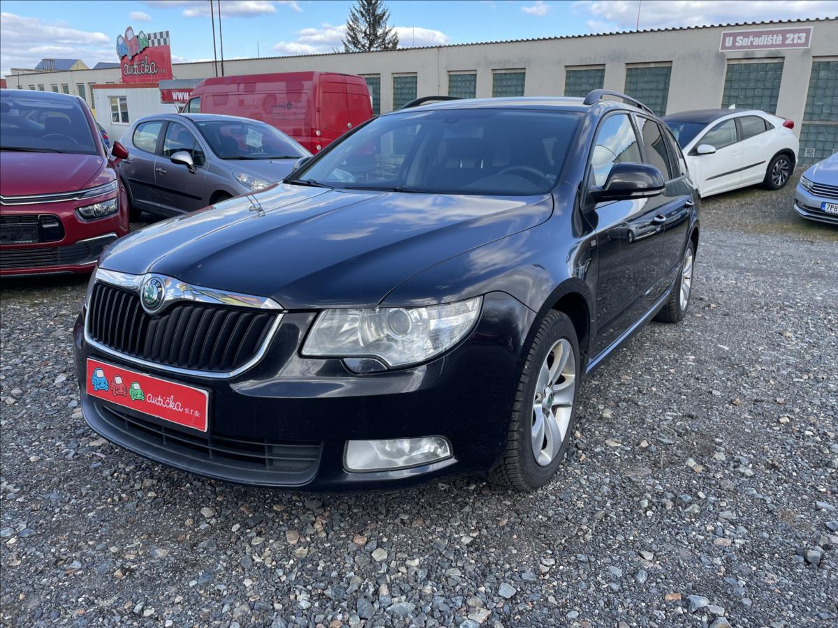 koda Superb 2,0 TDI*nov STK*Serviska*