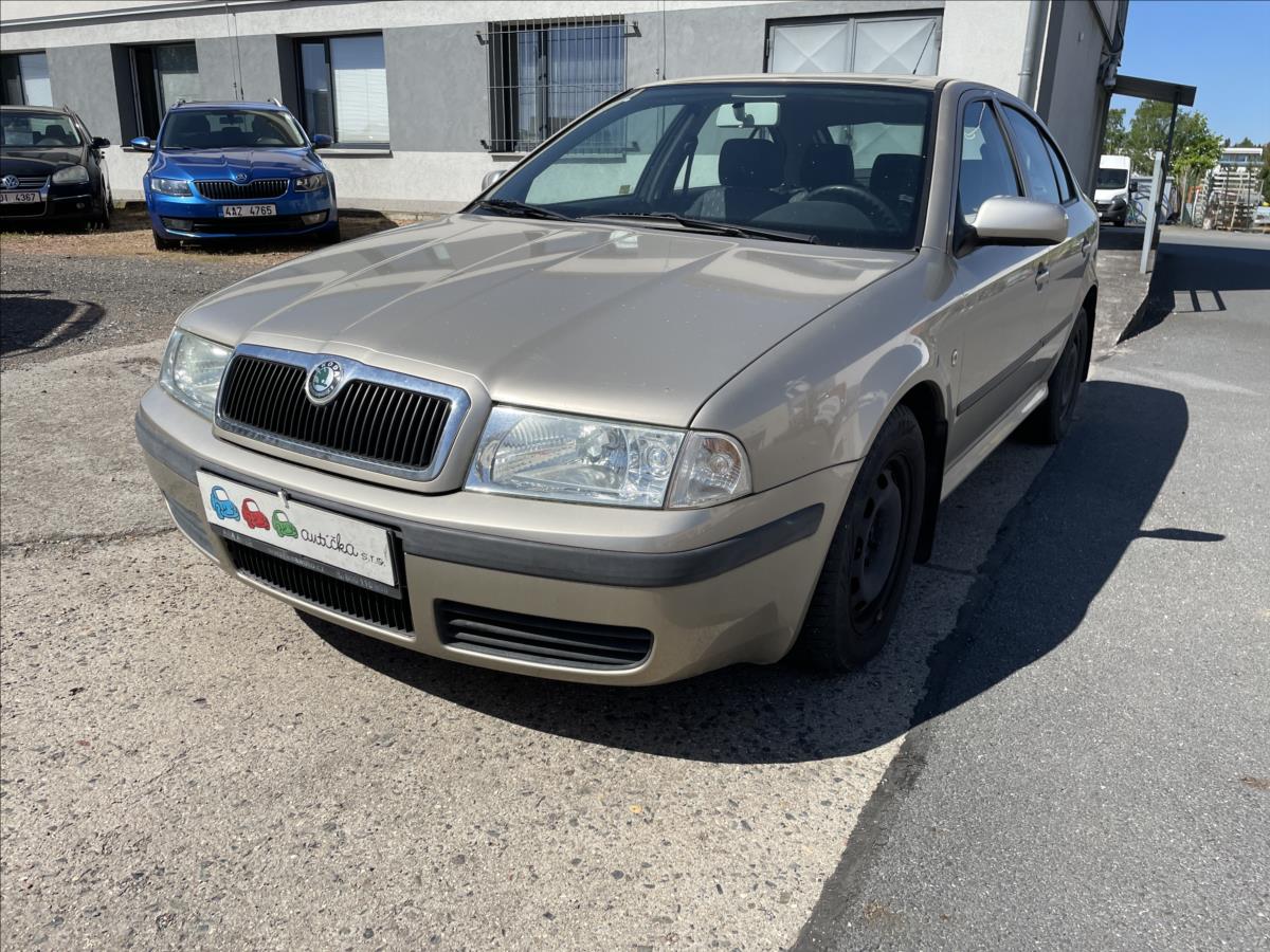 koda Octavia 1,6 i*R*jen 100.000km*bez kor