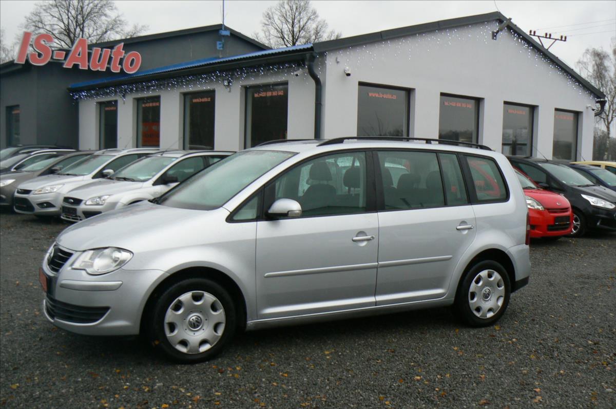 Volkswagen Touran 1,9 TDi  TREND- SERVISOVNO