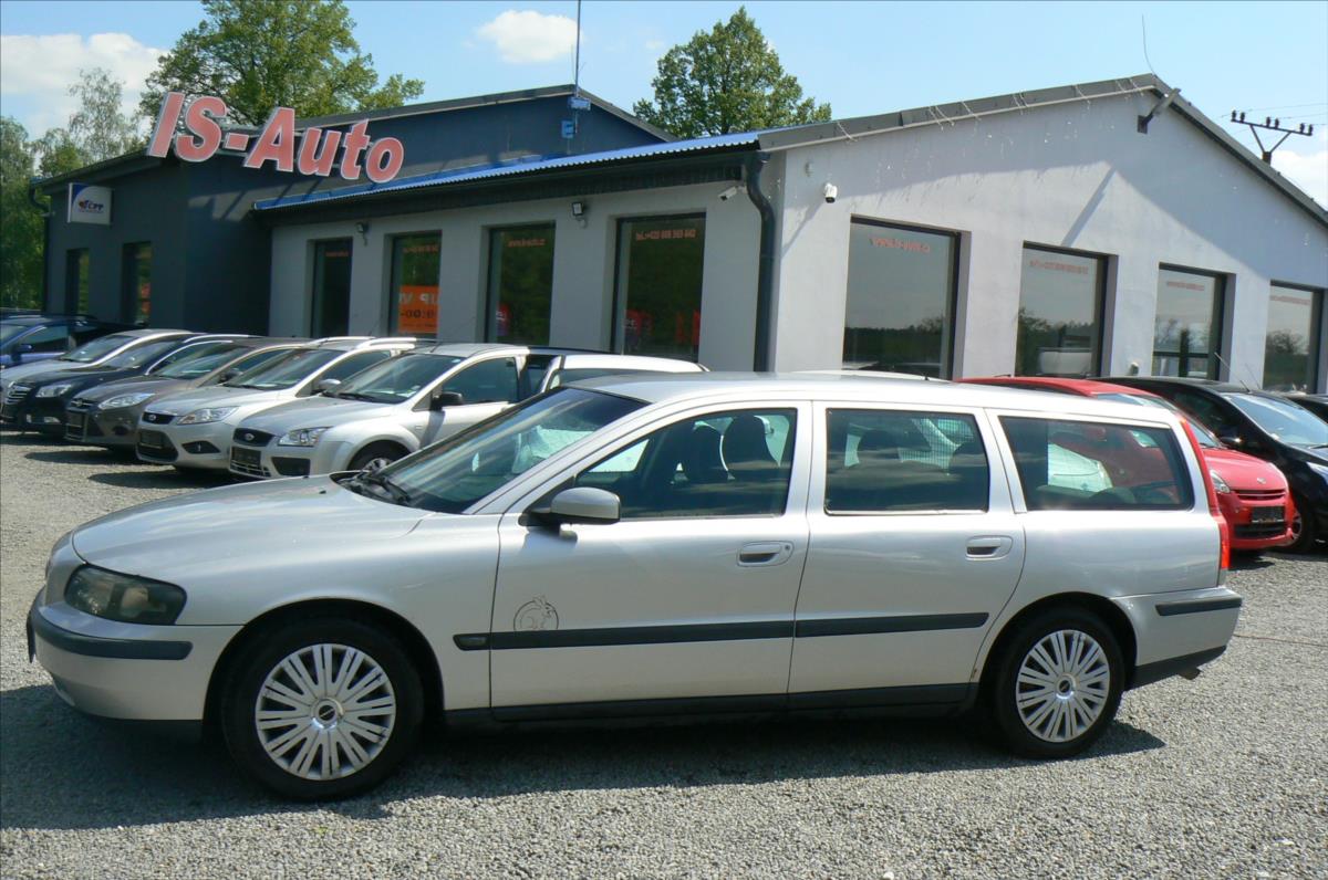 Volvo V70 2,4 D -COMBI