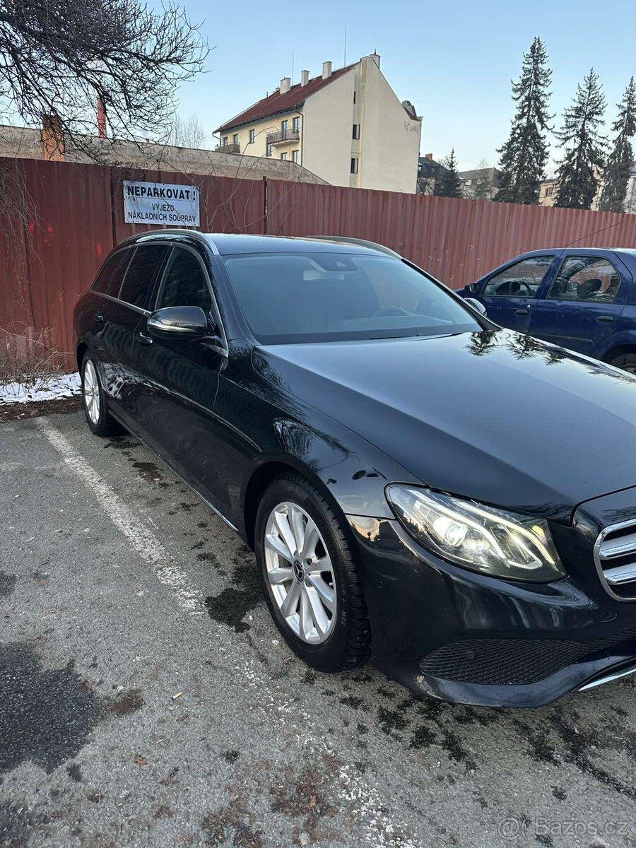 Mercedes-Benz Tdy E 2,0 E 220 d 4MATIC All-Terrain T  E-Class 220D 2018