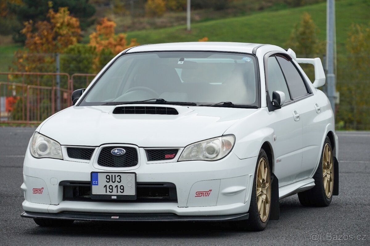 Subaru Impreza 2,0   Subaru impreza WRX STI DCCD
