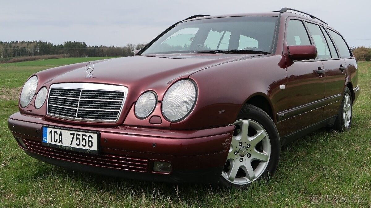 Mercedes-Benz Třídy E W210 E230 combi
