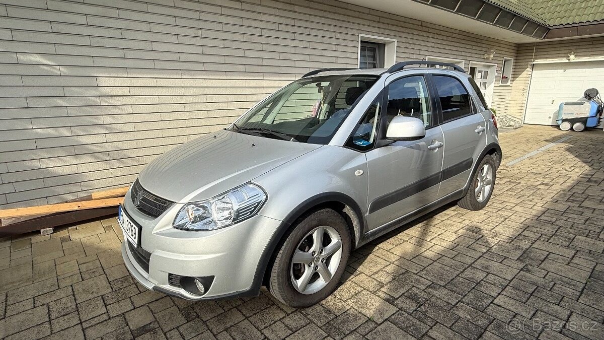 Suzuki SX4 1,6   benzn 1.majitel