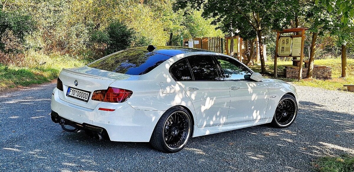 BMW ada 5 3,0   530xd