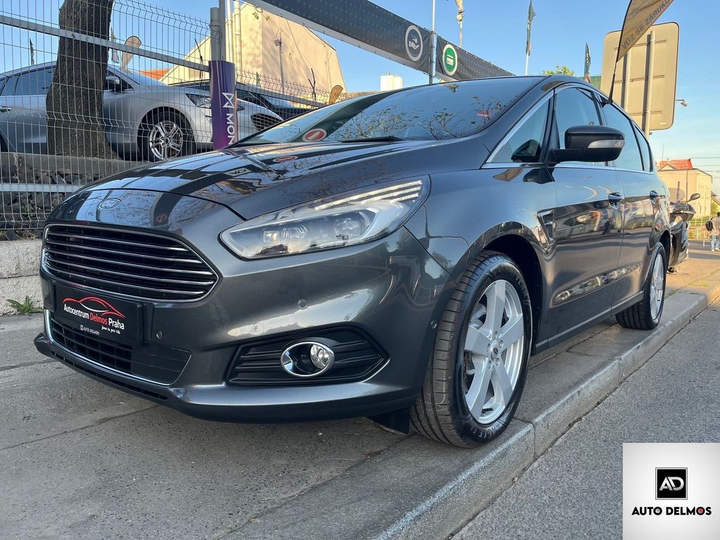 Ford S-MAX 2.0TDCi-MAN6/2018/TITANIUM,1MA