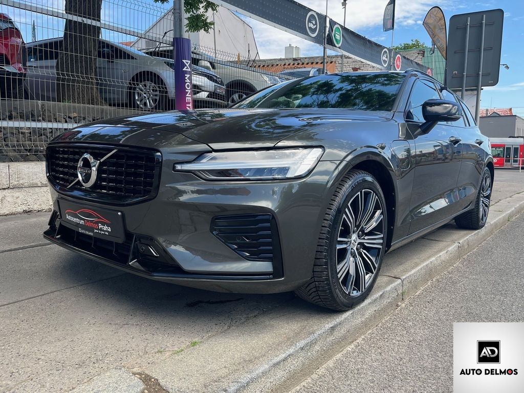 Volvo V60 T6 AWD RECHARGE PLUS DARK-ZRU