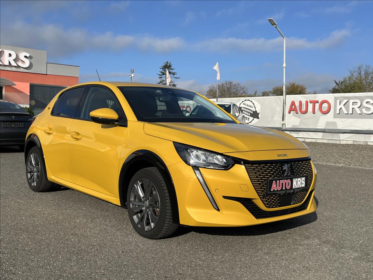 Peugeot 208 GT Elek.Allure 100 kW,50KWH,SOH94%,v.DPH,Navi.LED