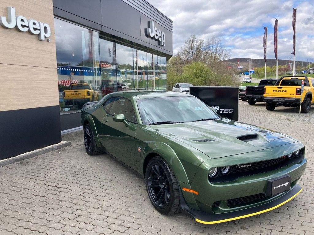 Dodge Challenger Dodge Challenger  V8 HEMI Scat