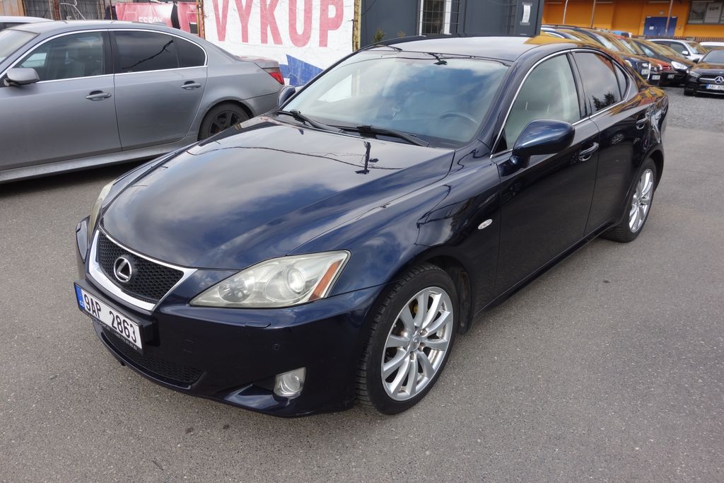 Lexus IS 220 Lexus IS 220 2,2D 130kW Pkn